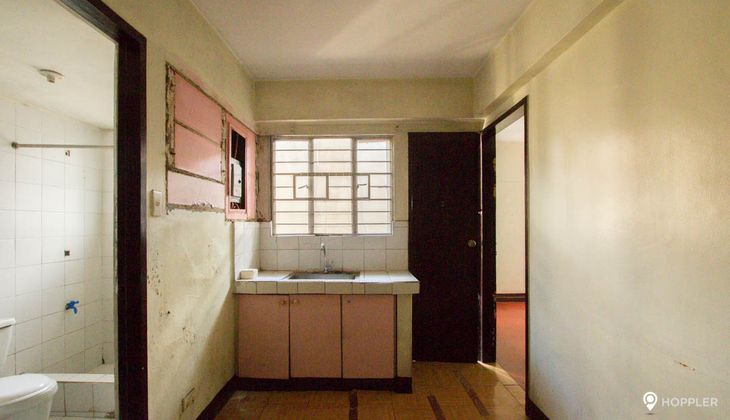 "2BR Condo for Rent in Rufina Terraces, Malate, Manila"03