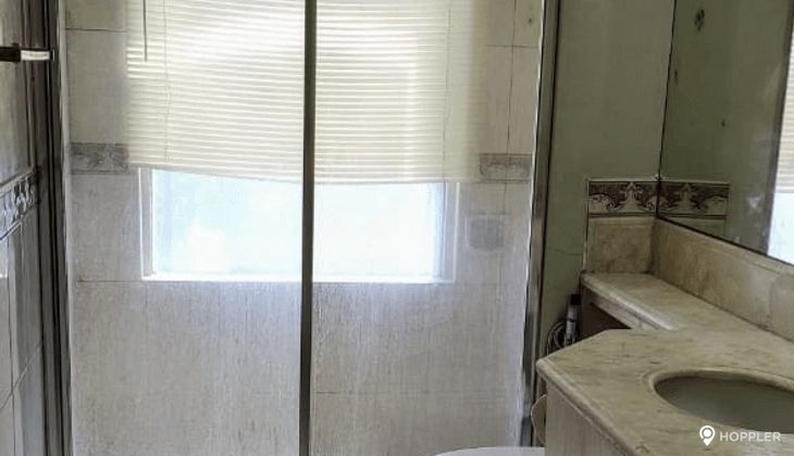 "4BR Condo for Rent in The Salcedo Park, Salcedo Village, Makati"08