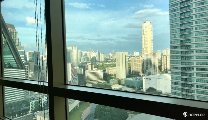 "1BR Condo for Rent in The Residences at Greenbelt, Legazpi Village, Makati"02