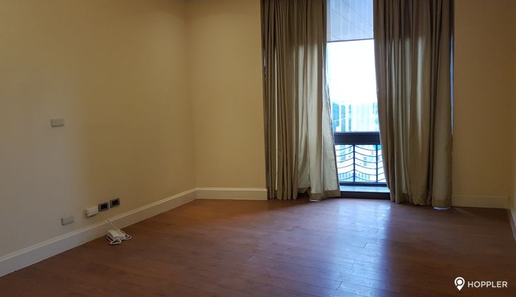 "3BR Condo for Rent in Essensa, BGC - Bonifacio Global City, Taguig"03