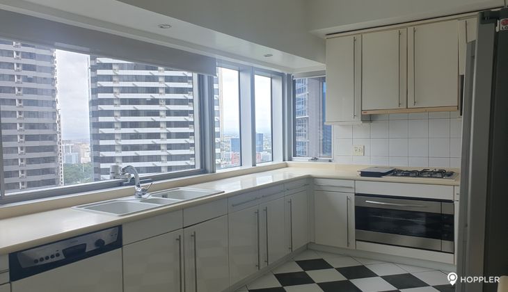 "3BR Condo for Rent in Pacific Plaza Towers, BGC - Bonifacio Global City, Taguig"02