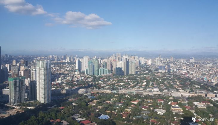 "4BR Condo for Rent in Discovery Primea, Urdaneta Village, Makati"07