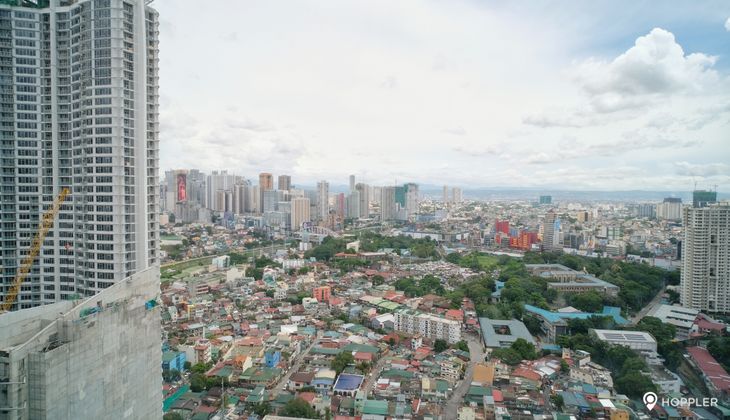 "2BR Condo for Rent in The Manansala, Rockwell Center, Makati"02