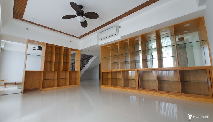 "4BR Condo for Rent in LPL Condominium, Greenhills, San Juan"09