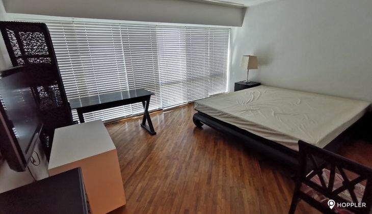 "3BR Condo for Rent in Hidalgo Place, Rockwell Center, Makati"03
