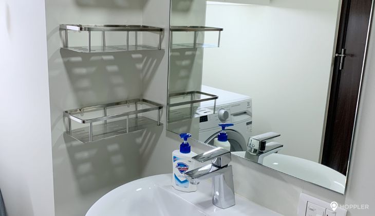 "1BR Condo for Rent in Kroma Tower, Legazpi Village, Makati"04