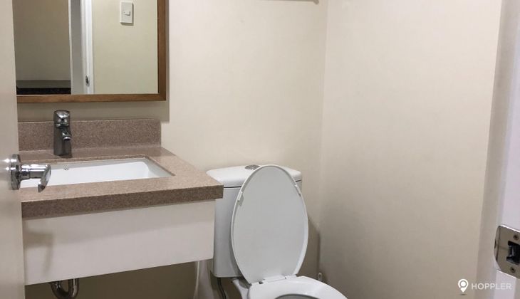 "Studio Condo for Rent in The Grove by Rockwell, Ugong, Pasig"05