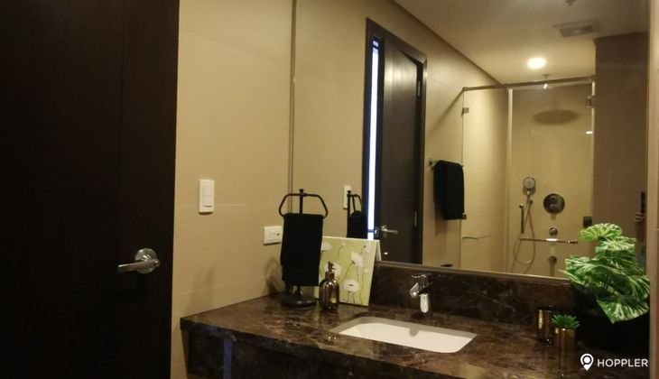 "1BR Condo for Rent in Garden Towers, Legazpi Village, Makati"02