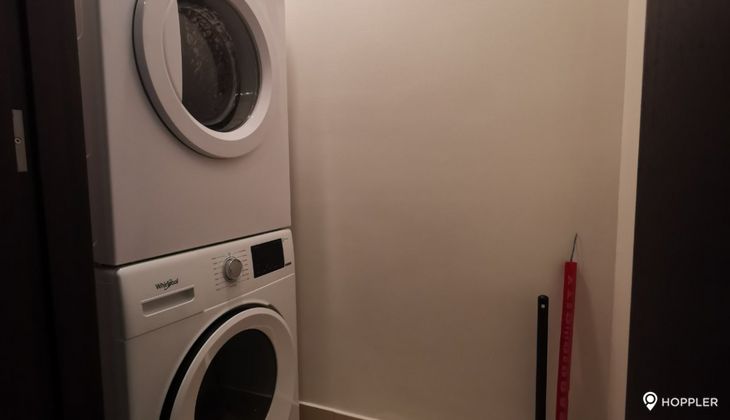 "1BR Condo for Rent in Garden Towers, Legazpi Village, Makati"04