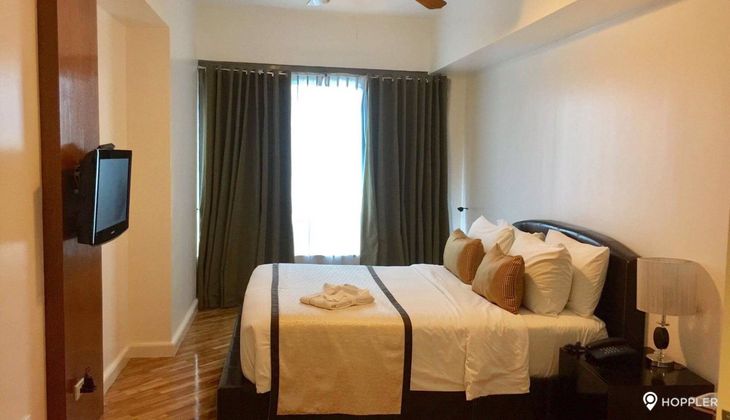 "1BR Condo for Rent in Joya Lofts and Towers, Rockwell Center, Makati"04