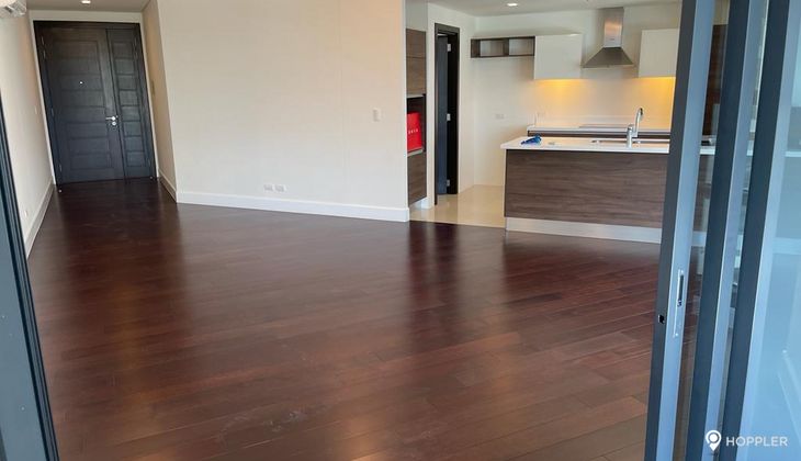 "2BR Condo for Rent in Garden Towers, Legazpi Village, Makati"02
