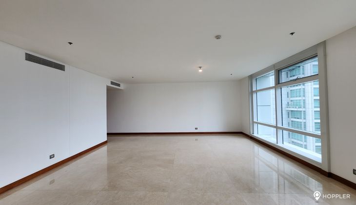 "3BR Condo for Rent in Two Roxas Triangle, Salcedo Village, Makati"01