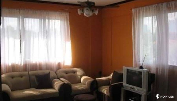 "2BR