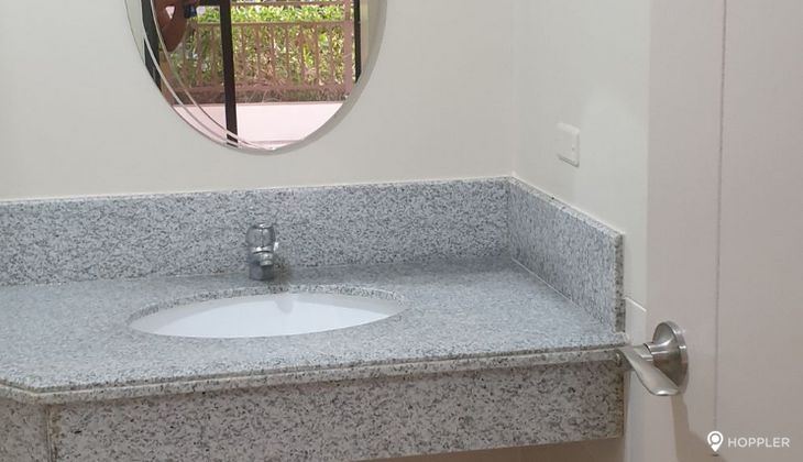 "3BR Condo for Rent in Acacia Estates, Ususan, Taguig"06