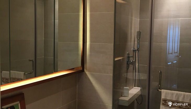 "2BR Condo for Rent in One Legazpi Park, Legazpi Village, Makati"09