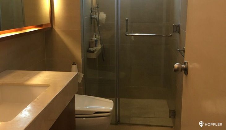 "2BR Condo for Rent in One Legazpi Park, Legazpi Village, Makati"10