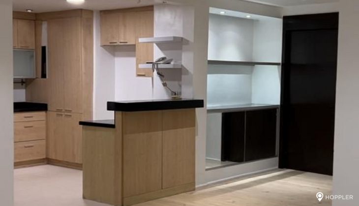 "2BR Condo for Rent in La Maison, San Lorenzo Village, Makati"03
