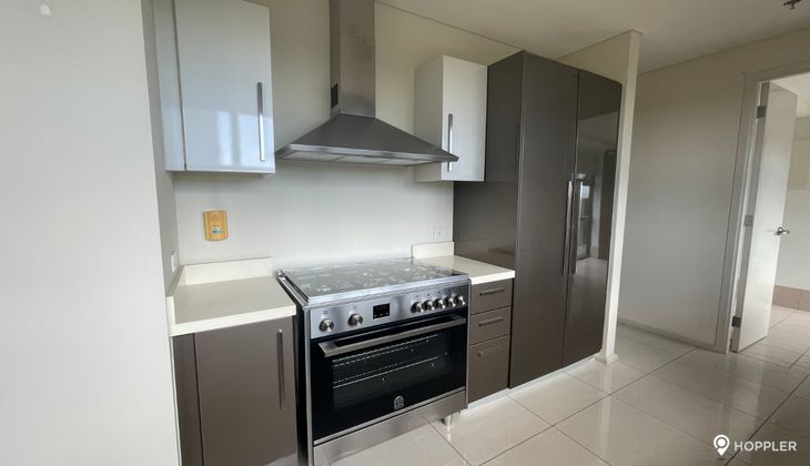 "3BR Condo for Rent in Arya Residences, BGC - Bonifacio Global City, Taguig"05
