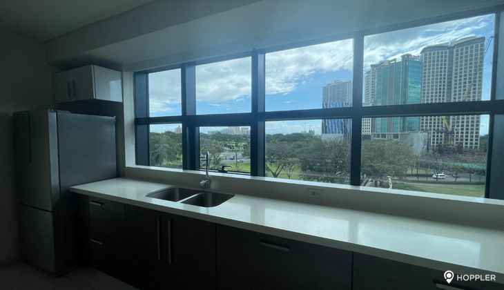 "3BR Condo for Rent in Arya Residences, BGC - Bonifacio Global City, Taguig"06