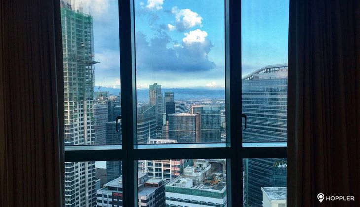 "3BR Condo for Rent in 8 Forbes Town Road, BGC - Bonifacio Global City, Taguig"04