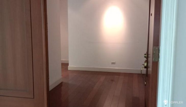 "3BR Condo for Rent in One Roxas Triangle, Urdaneta Village, Makati"03