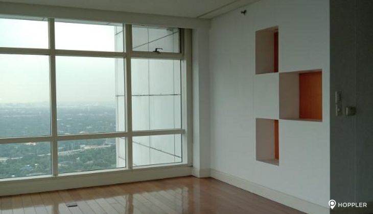 "3BR Condo for Rent in One Roxas Triangle, Urdaneta Village, Makati"06