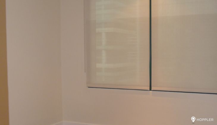 "2BR Condo for Rent in Amorsolo East, Rockwell Center, Makati"10
