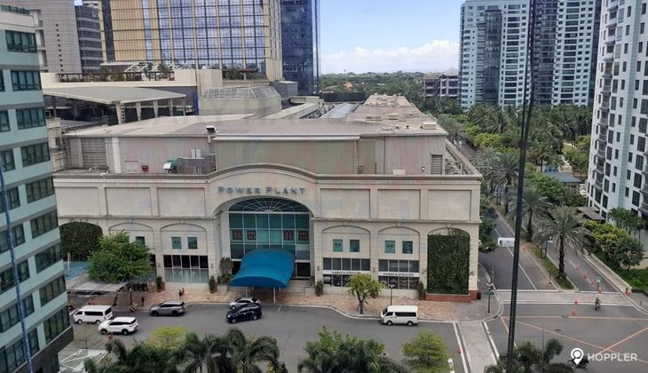 "3BR Condo for Rent in Edades Tower and Garden Villas, Rockwell Center, Makati"08
