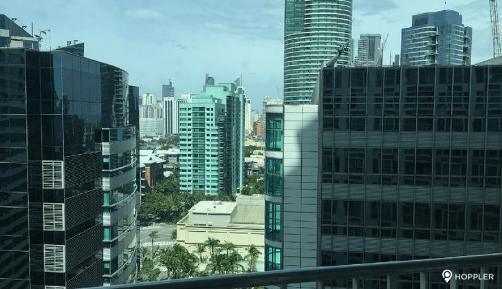 "1BR Condo for Rent in The Manansala, Rockwell Center, Makati"02