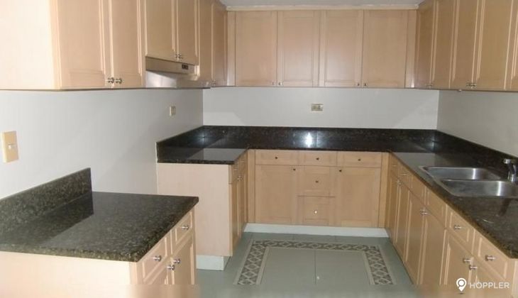 "3BR Condo for Rent in Hidalgo Place, Rockwell Center, Makati"03