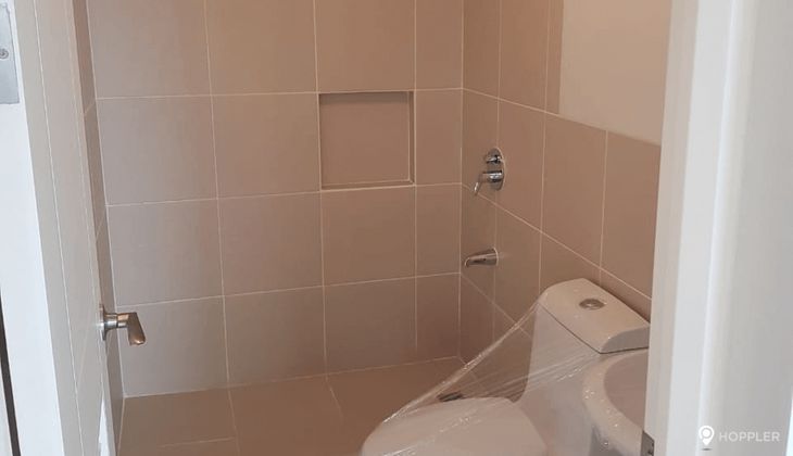 "3BR Condo for Rent in Brio Tower, Guadalupe Viejo, Makati"10