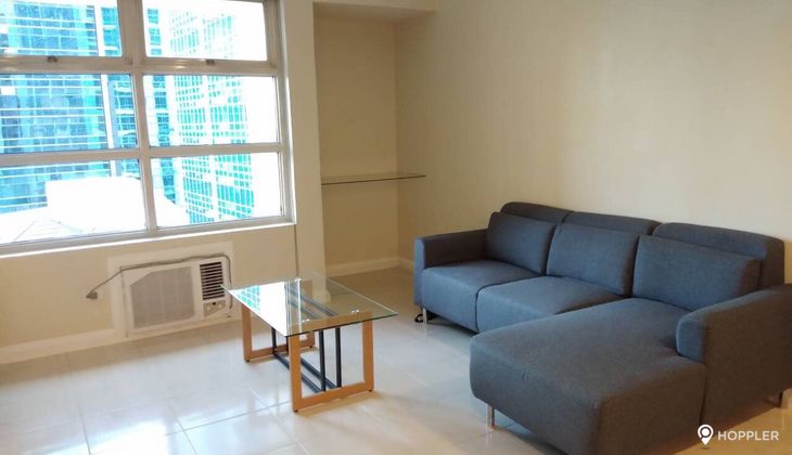 "2BR Condo for Rent in One Lafayette Square, Salcedo Village, Makati"03