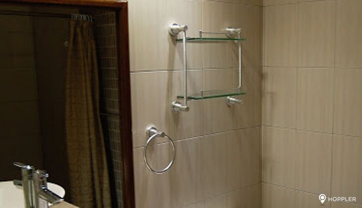 "3BR Condo for Rent in Emerald Mansion, Ortigas Center, Pasig"07