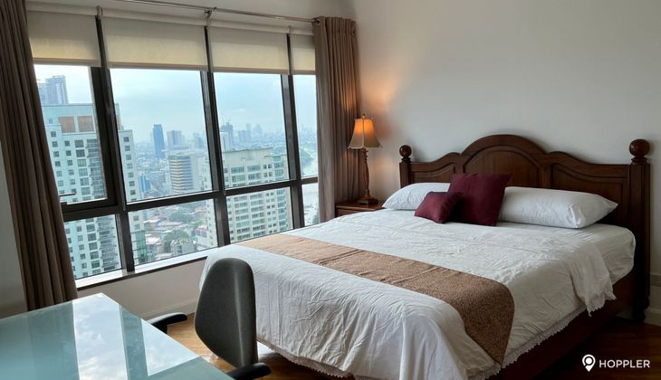 "2BR Condo for Rent in Joya Lofts and Towers, Rockwell Center, Makati"05