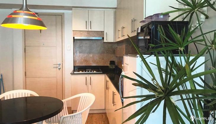 "2BR Condo for Rent in Sea Residences, Bay City, Pasay"04