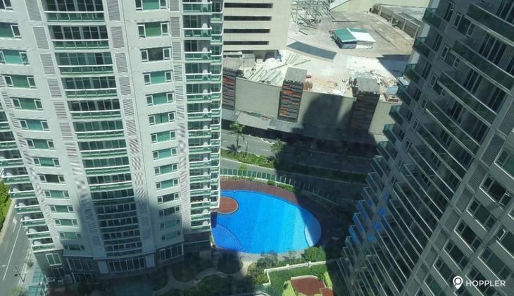 "1BR Condo for Rent in Park Terraces, San Lorenzo Village, Makati"06