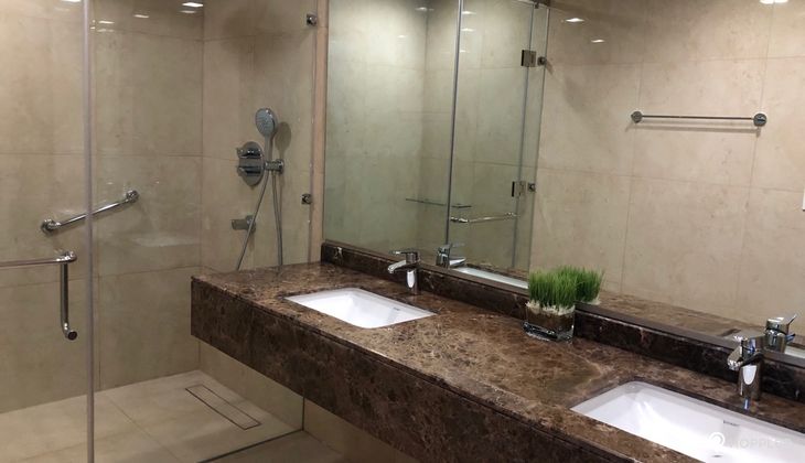 "2BR Condo for Rent in The Suites at One Bonifacio High Street, BGC - Bonifacio Global City, Taguig"09