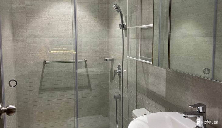 "3BR Condo for Rent in Escala Salcedo, Salcedo Village, Makati"04
