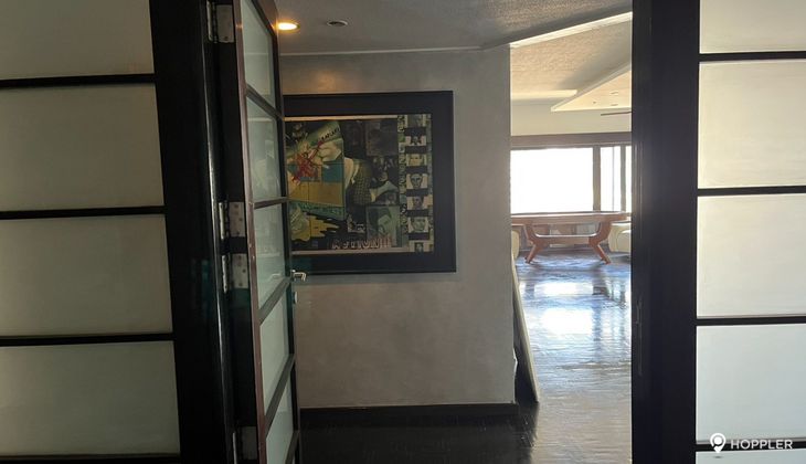 "3BR Condo for Rent in Twin Towers, Urdaneta Village, Makati"03