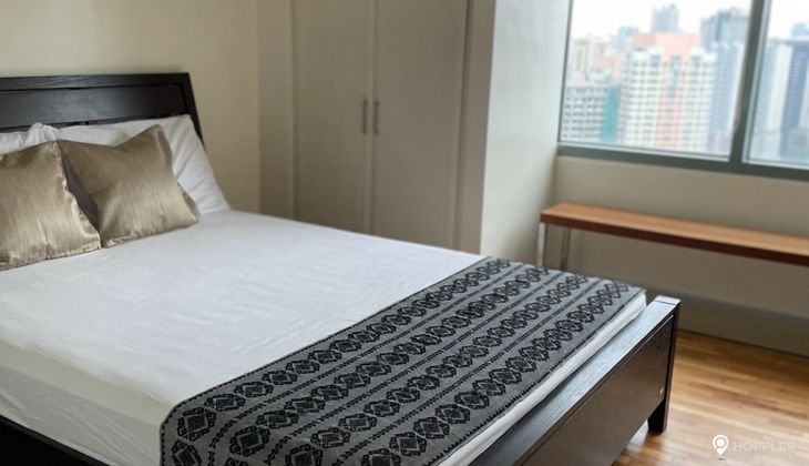 "2BR Condo for Rent in One Legazpi Park, Legazpi Village, Makati"03