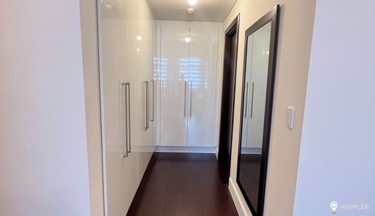 "2BR Condo for Rent in Garden Towers, Legazpi Village, Makati"09