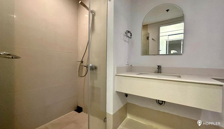 "2BR Condo for Rent in Arya Residences, BGC - Bonifacio Global City, Taguig"06