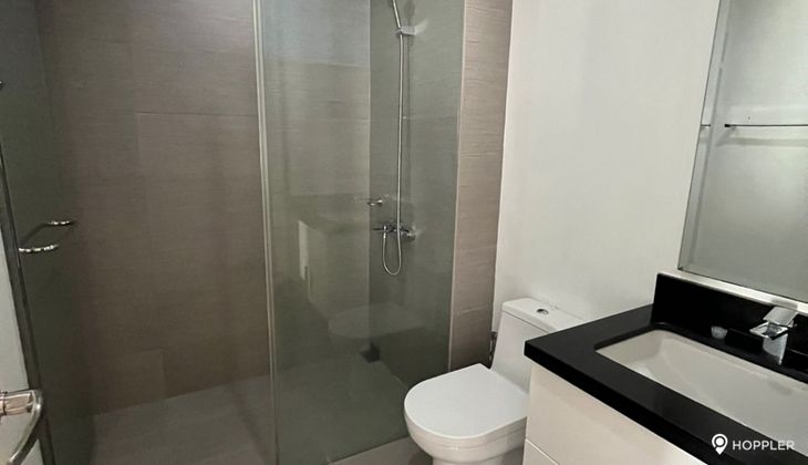 "1BR Condo for Rent in Arya Residences, BGC - Bonifacio Global City, Taguig"02