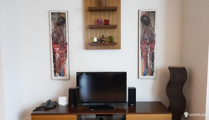 "1BR Condo for Rent in Park Terraces, San Lorenzo Village, Makati"02
