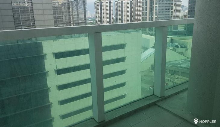 "1BR Condo for Rent in Park Terraces, San Lorenzo Village, Makati"08