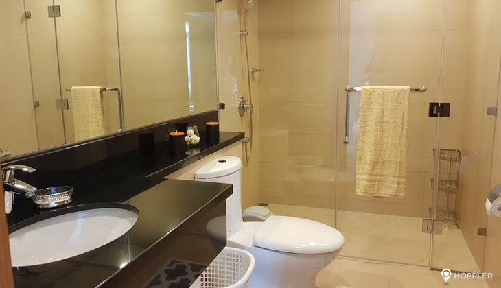 "1BR Condo for Rent in Park Terraces, San Lorenzo Village, Makati"09