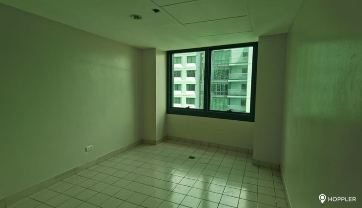 "3BR Condo for Rent in Rizal Tower, Rockwell Center, Makati"03