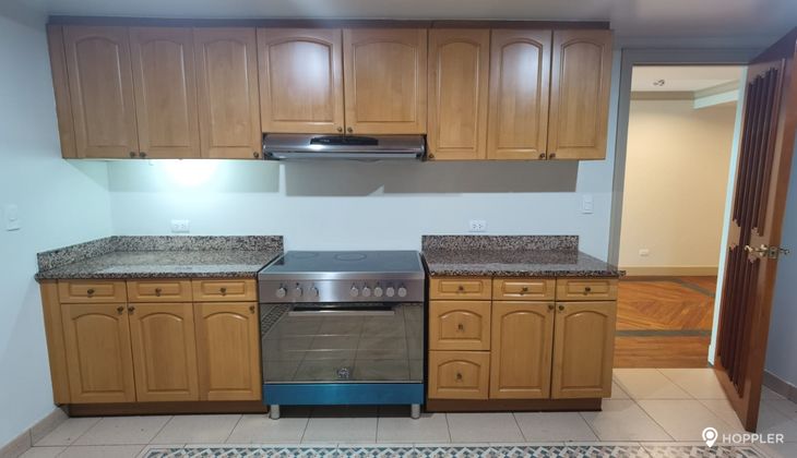 "3BR Condo for Rent in Rizal Tower, Rockwell Center, Makati"07