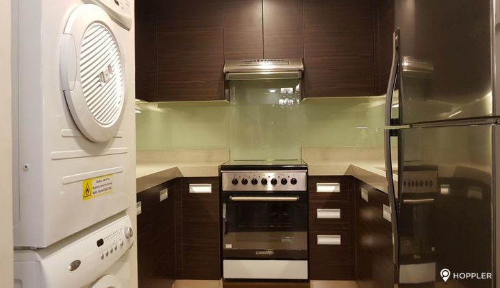 "1BR Condo for Rent in Edades Tower and Garden Villas, Rockwell Center, Makati"03
