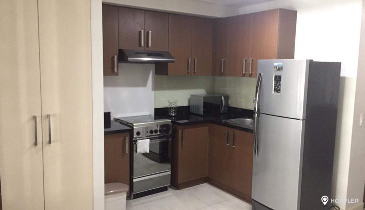 "Studio Condo for Rent in Red Oak at Two Serendra, BGC - Bonifacio Global City, Taguig"05